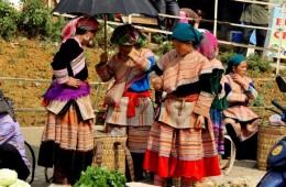 Phong Hai market tour